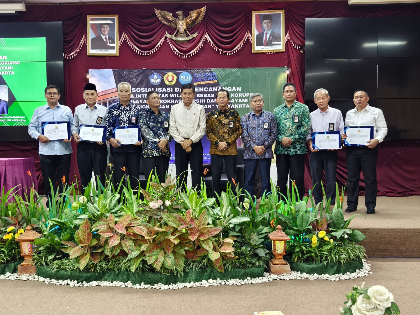 SOSIALISASI DAN PENCANANGAN ZONA INTEGRITAS WILAYAH BEBAS DARI KORUPSI/ WILAYAH BIROKRASI BERSIH DAN MELAYANI DI LINGKUNGAN UPN “Veteran” YOGAYAKRTA