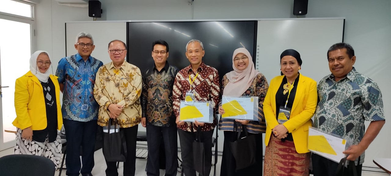 Forum Universitas Indonesia: Membedah Program Strategis Pemerintahan Baru dan Solusi Mengatasi Tantangan Menuju Indonesia Emas 2045
