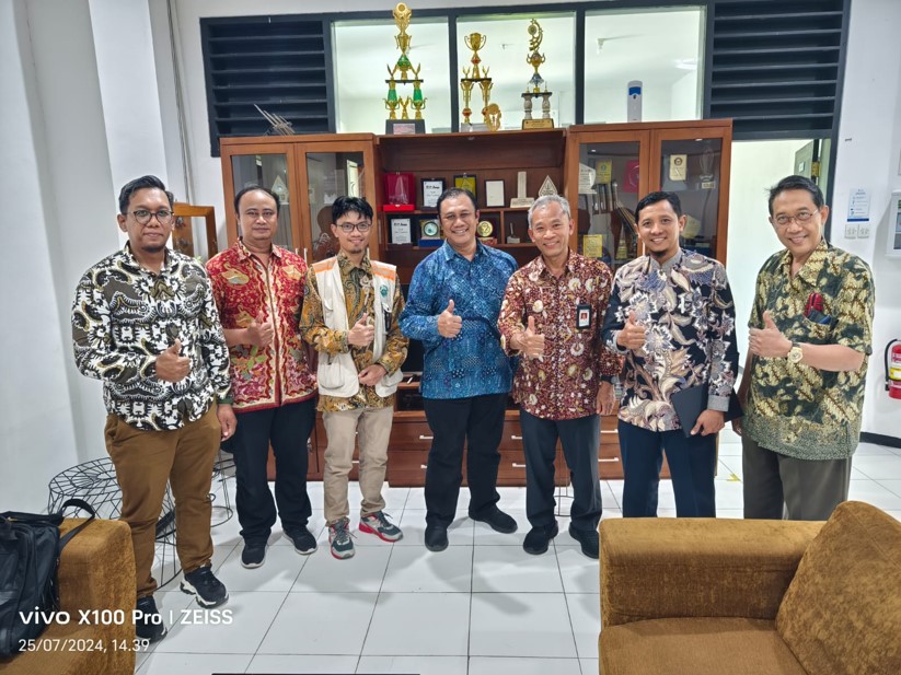 Kunjungan Kerja FTM ke Teknik Metalurgi Institut Teknologi 10 Nopember Surabaya 